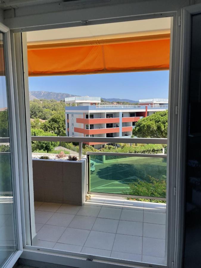Bormes-Les-Mimosas - Appart 25M2 Avec Balcon - 4P Bormes-les-Mimosas Exterior foto