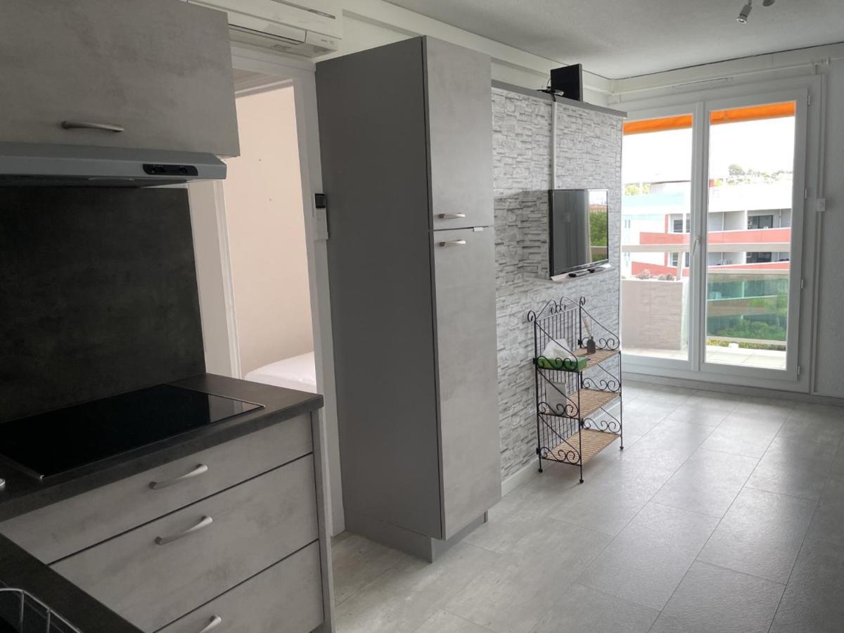 Bormes-Les-Mimosas - Appart 25M2 Avec Balcon - 4P Bormes-les-Mimosas Exterior foto